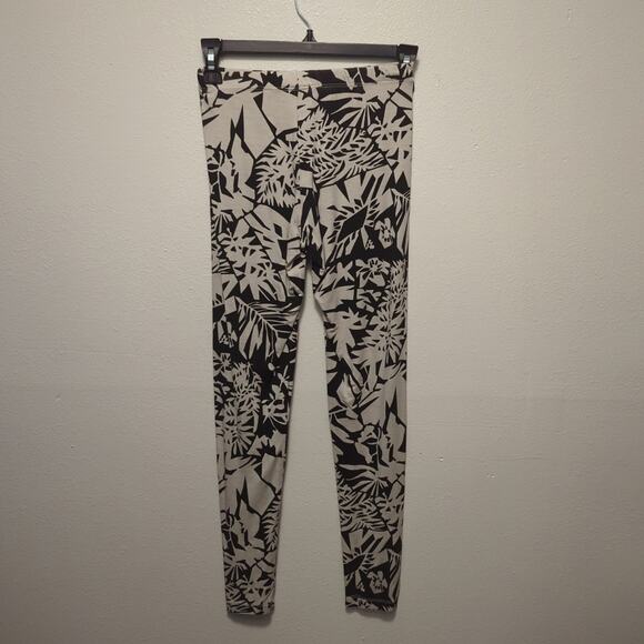 NWT Bryn Walker Oasis Floral Basic Jersey Crop Pull On Leggings Sz XXS - Picture 6 of 6